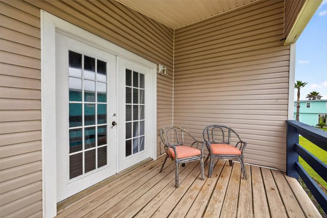 4134 Liberty Drive, Galveston, TX 77554
