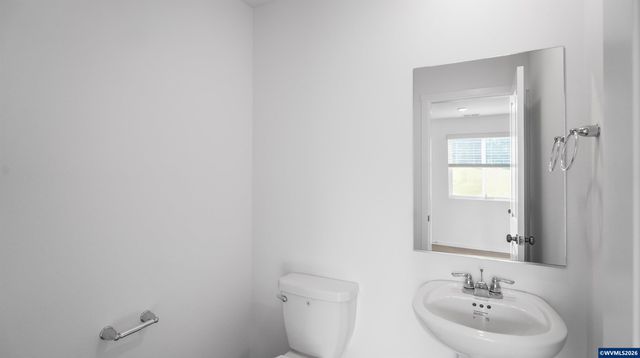 1498 Laura Vista Dr NW, Albany, OR 97321