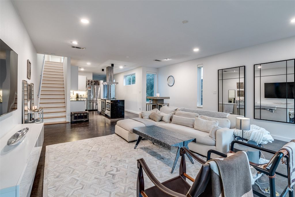 4210 Munger, Dallas, TX 75204