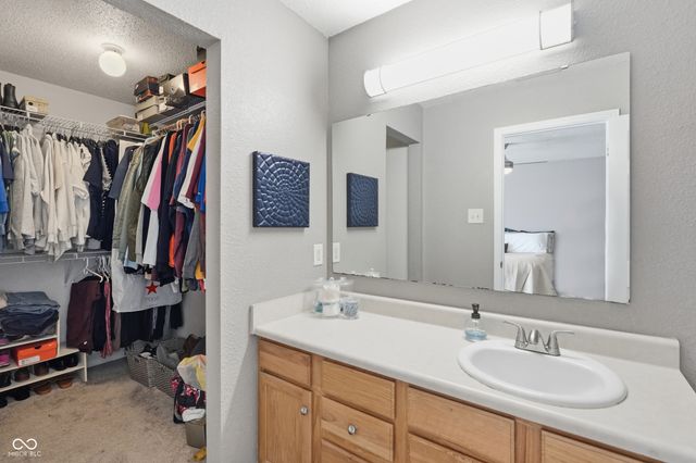 12693 Justice Crossing, Fishers, IN 46037