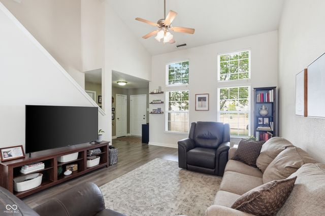 12693 Justice Crossing, Fishers, IN 46037