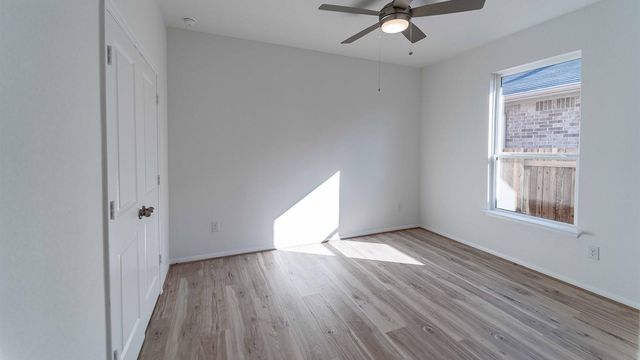 294 Rubber Tree WAY, Buda, TX 78610