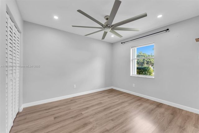 5743 SW 57th Way, Davie, FL 33314