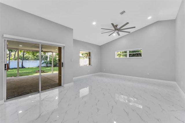 5743 SW 57th Way, Davie, FL 33314