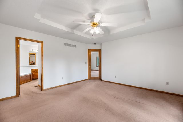 920 S Stagecoach Ct, Wichita, KS 67230