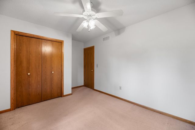 920 S Stagecoach Ct, Wichita, KS 67230