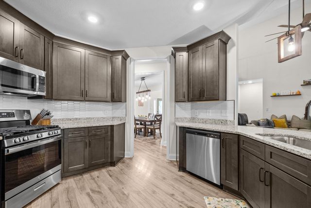 1427 Southside Rd, Southside, TN 37171
