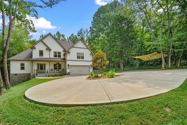 1427 Southside Rd, Southside, TN 37171