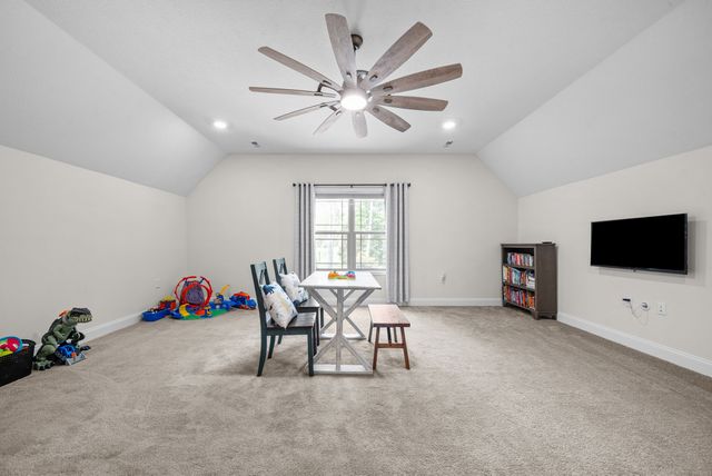 1427 Southside Rd, Southside, TN 37171