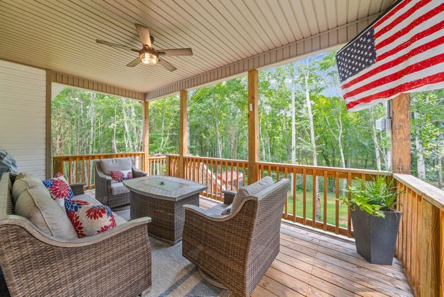 1427 Southside Rd, Southside, TN 37171