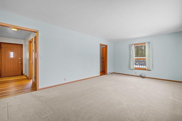 N6038 COUNTY RD D, Kewaunee, WI 54216