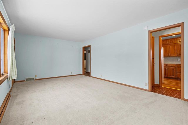 N6038 COUNTY RD D, Kewaunee, WI 54216