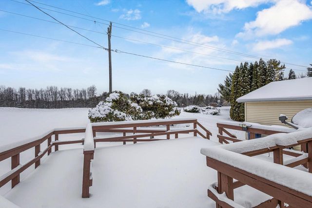 N6038 COUNTY RD D, Kewaunee, WI 54216