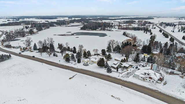 N6038 COUNTY RD D, Kewaunee, WI 54216