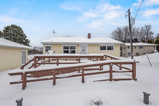 N6038 COUNTY RD D, Kewaunee, WI 54216