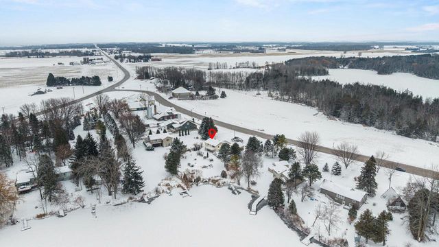N6038 COUNTY RD D, Kewaunee, WI 54216