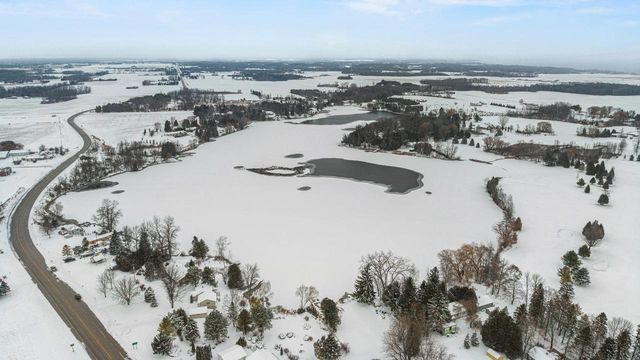 N6038 COUNTY RD D, Kewaunee, WI 54216