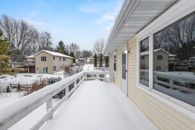 N6038 COUNTY RD D, Kewaunee, WI 54216