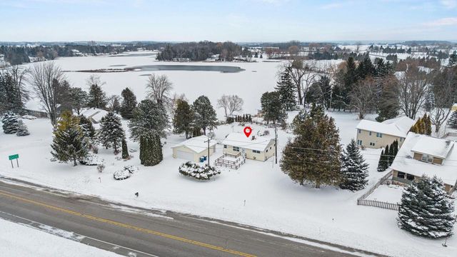 N6038 COUNTY RD D, Kewaunee, WI 54216