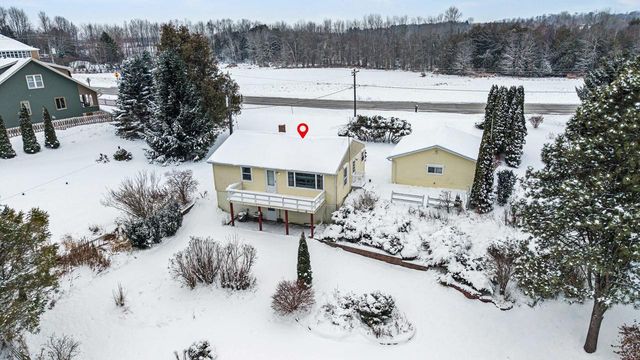 N6038 COUNTY RD D, Kewaunee, WI 54216