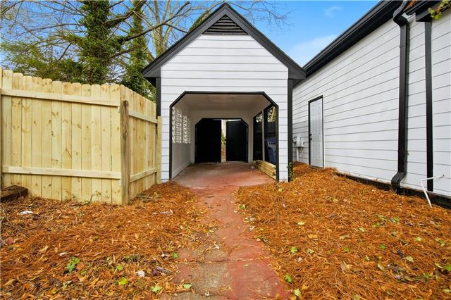 1044 Little Willeo Road, Marietta, GA 30068