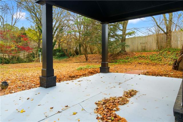 1044 Little Willeo Road, Marietta, GA 30068