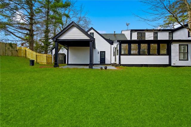 1044 Little Willeo Road, Marietta, GA 30068