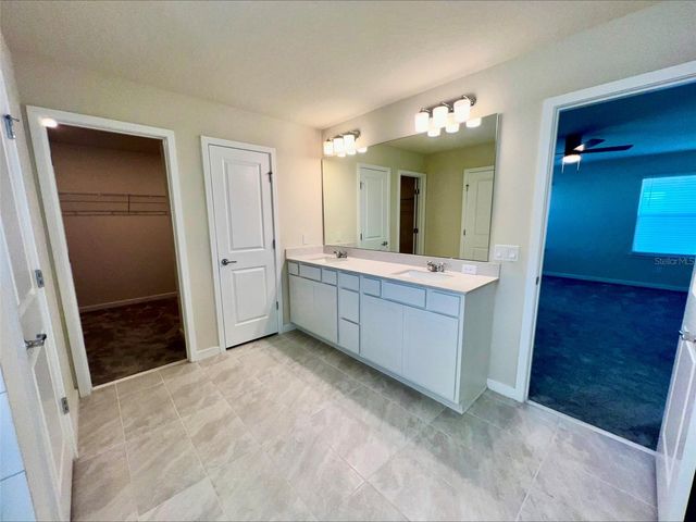 6098 WINDY LEAF ALY, St Cloud, FL 34771