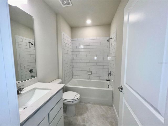 6098 WINDY LEAF ALY, St Cloud, FL 34771