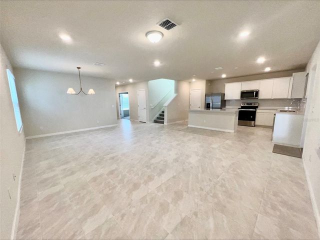 6098 WINDY LEAF ALY, St Cloud, FL 34771