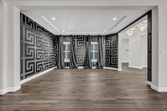 1684 W Berkshire Lane, Hanford, CA 93230