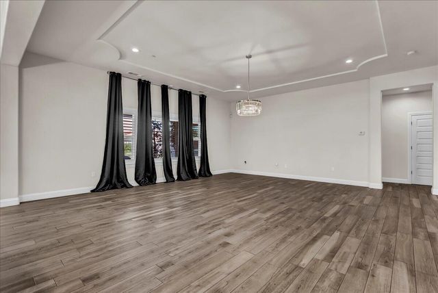 1684 W Berkshire Lane, Hanford, CA 93230