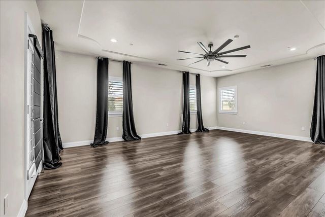 1684 W Berkshire Lane, Hanford, CA 93230