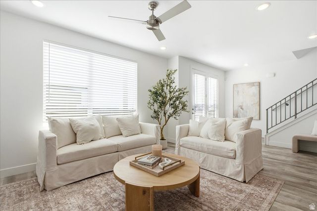 11264 S HOLLY SPRINGS DR, South Jordan, UT 84009