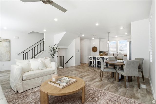 11264 S HOLLY SPRINGS DR, South Jordan, UT 84009