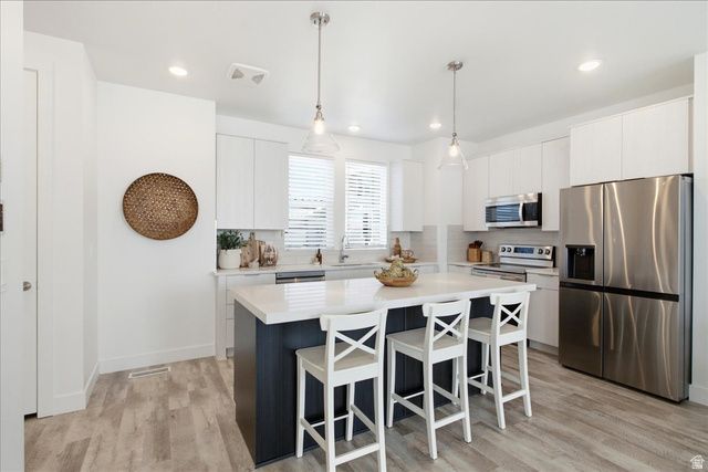 11264 S HOLLY SPRINGS DR, South Jordan, UT 84009