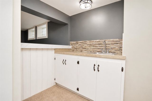 524 3 Mile Road, Grand Rapids, MI 49505