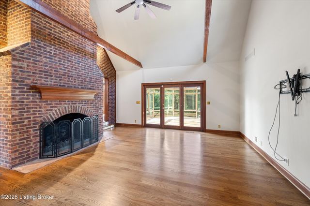7626 Deer Meadow Dr, Louisville, KY 40241