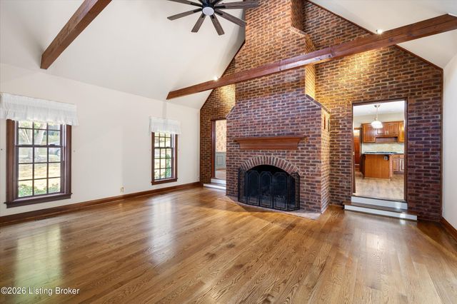 7626 Deer Meadow Dr, Louisville, KY 40241