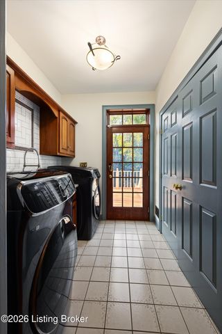 7626 Deer Meadow Dr, Louisville, KY 40241