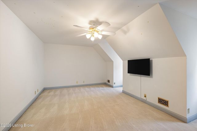 7626 Deer Meadow Dr, Louisville, KY 40241