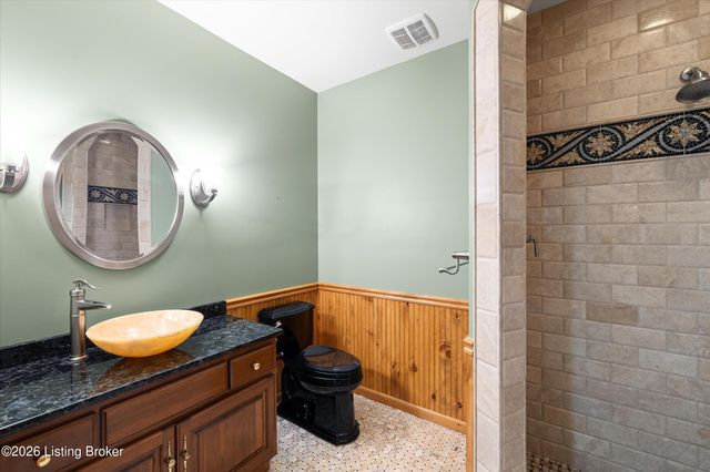 7626 Deer Meadow Dr, Louisville, KY 40241