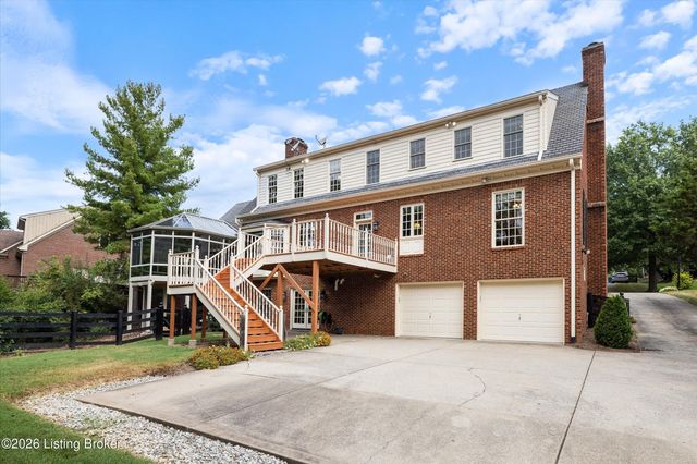 7626 Deer Meadow Dr, Louisville, KY 40241
