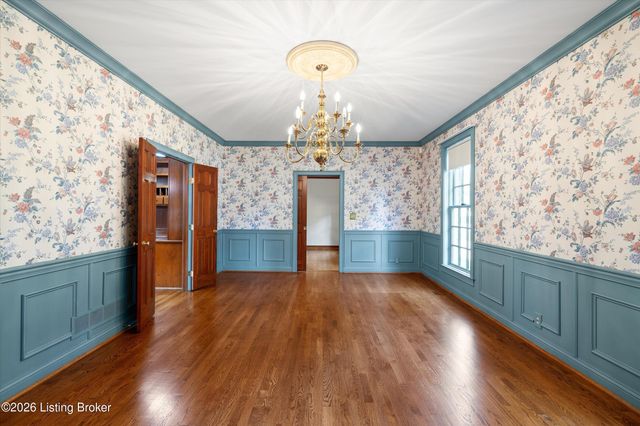 7626 Deer Meadow Dr, Louisville, KY 40241