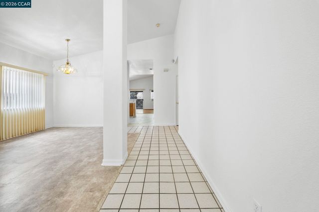 1402 Legend Circle, Vallejo, CA 94591