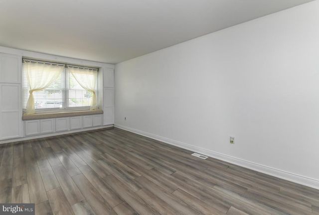 7680 WYNDAM RD, Pennsauken, NJ 08109