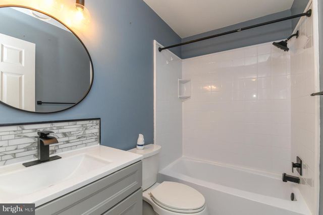7680 WYNDAM RD, Pennsauken, NJ 08109