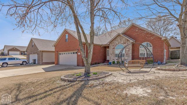 4013 Cypress Glenn Cove, Jonesboro, AR 72405