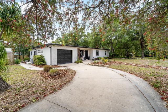 1502 W MEADOWBROOK AVENUE, Tampa, FL 33612
