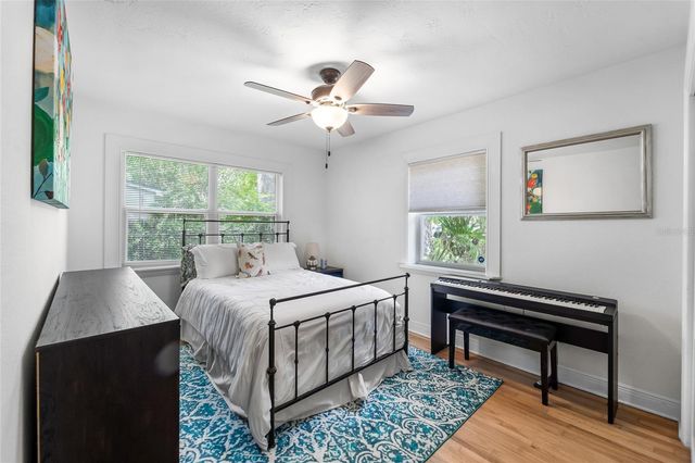 1502 W MEADOWBROOK AVENUE, Tampa, FL 33612